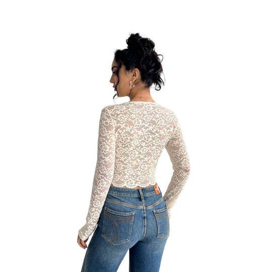 Damen Spitzenoberteil mit raffinierten Details und transparentem Design EB