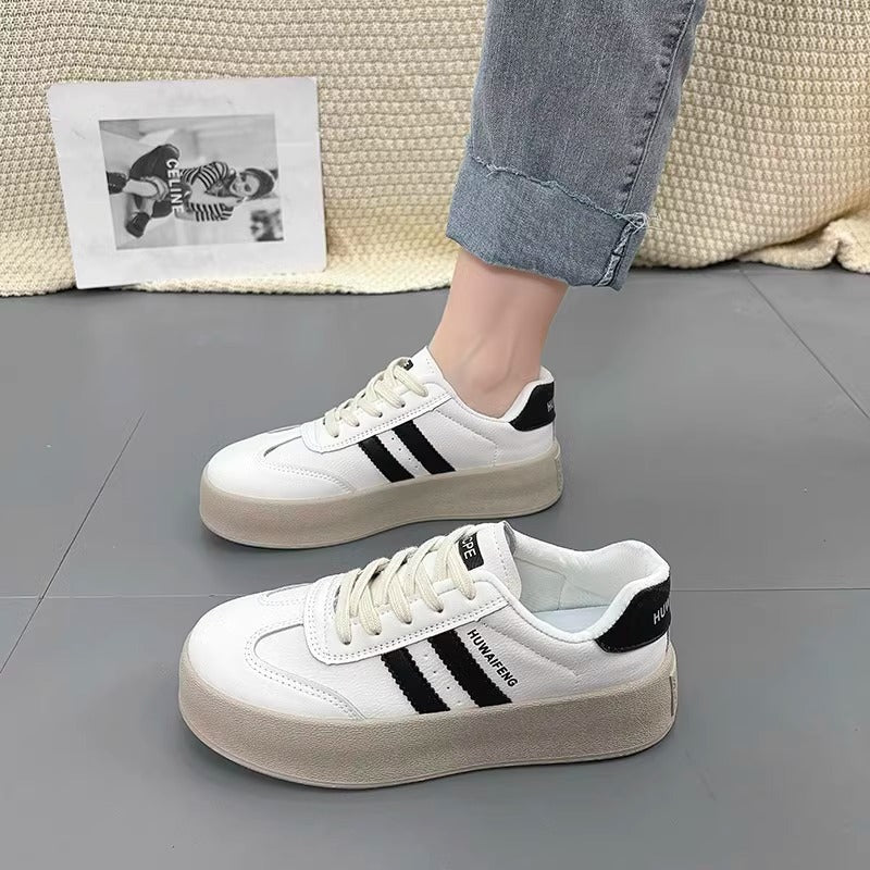 Damen Plateau Sneakers mit elegantem Design und rutschfester Sohle EB