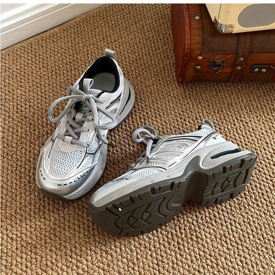 Damen Sportliche Trend-Sneaker mit modischen Akzenten und rutschfester Sohle EB