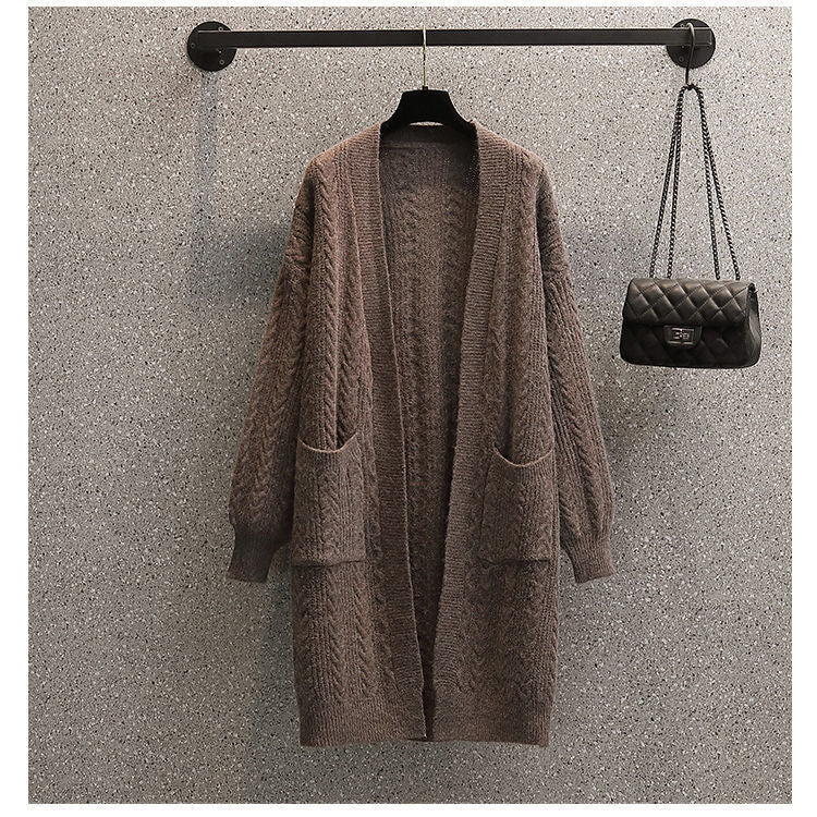 Damen Grobstrick Cardigan mit tiefen Taschen und elegantem Zopfdesign EB