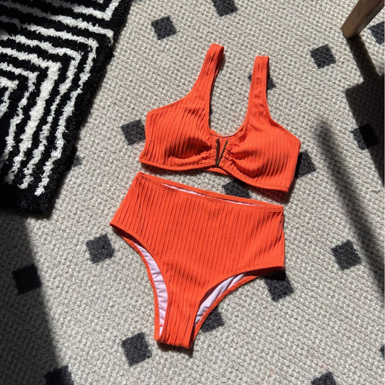 Damen Hochgeschnittener Bikini mit modischem Design EB