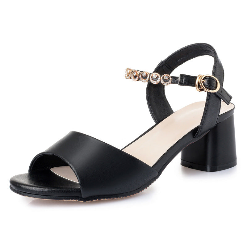 Damen Blockabsatz Sandalen mit verstellbarem Riemen und funkelndem Schmuckdetail EB