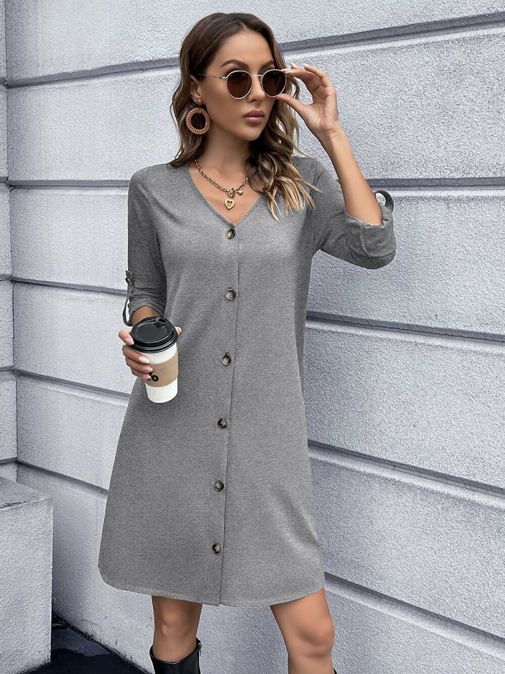 Damen lässiges Knopfkleid mit V-Ausschnitt und 3/4-Ärmeln EB