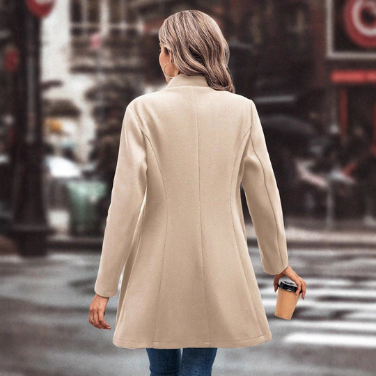 Damen eleganter Langblazer mit modernem Kragen und tailliertem Schnitt EB