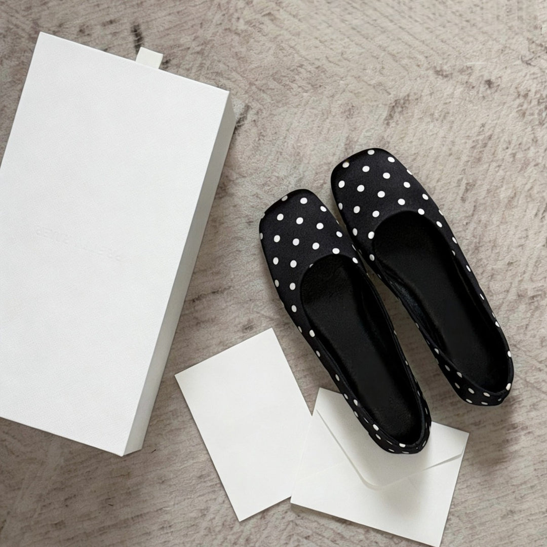 Damen Ballerinas mit elegantem Punktdesign und komfortablem Fußbett EB