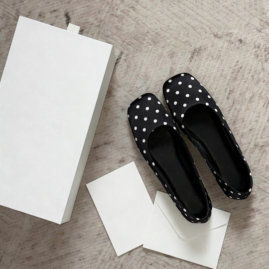 Damen Ballerinas mit elegantem Punktdesign und komfortablem Fußbett EB