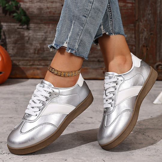 Damen Modische und komfortable Sneakers mit metallic Oberfläche EB