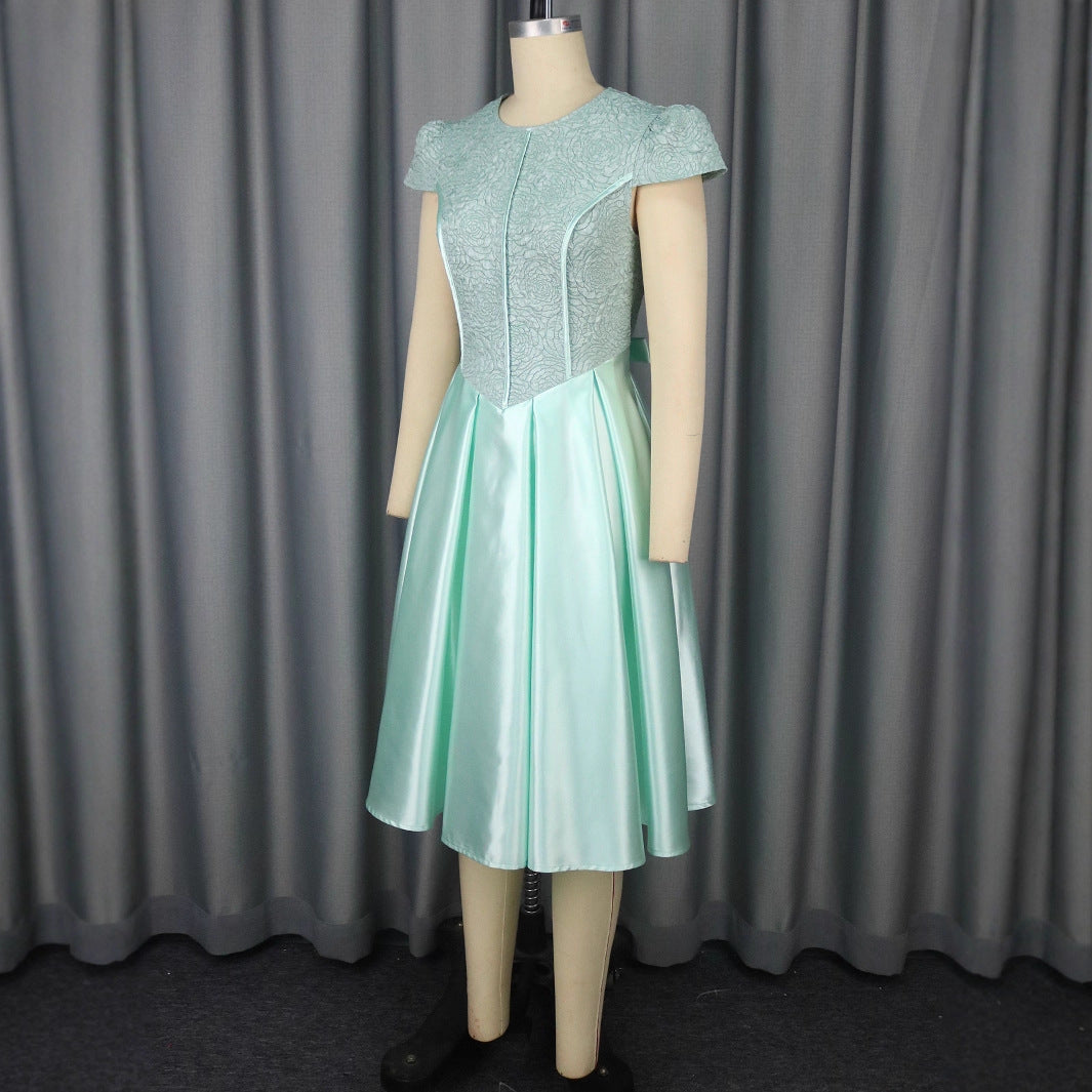 Damen A-Linien Kleid mit elegantem Spitzenoberteil und schimmerndem Rock EB