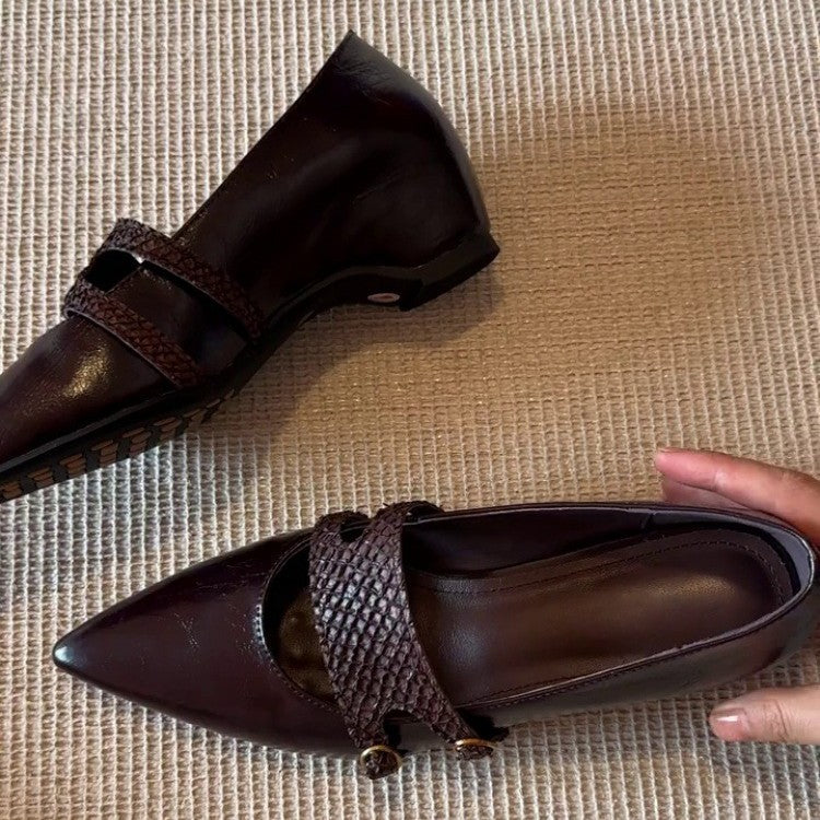 Damen elegante spitze Ballerina-Schuhe mit dekorativen Riemen und Schnallen EB