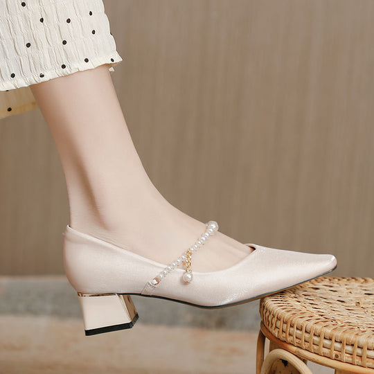 Damen schicke Pumps mit verzierten Riemen EB