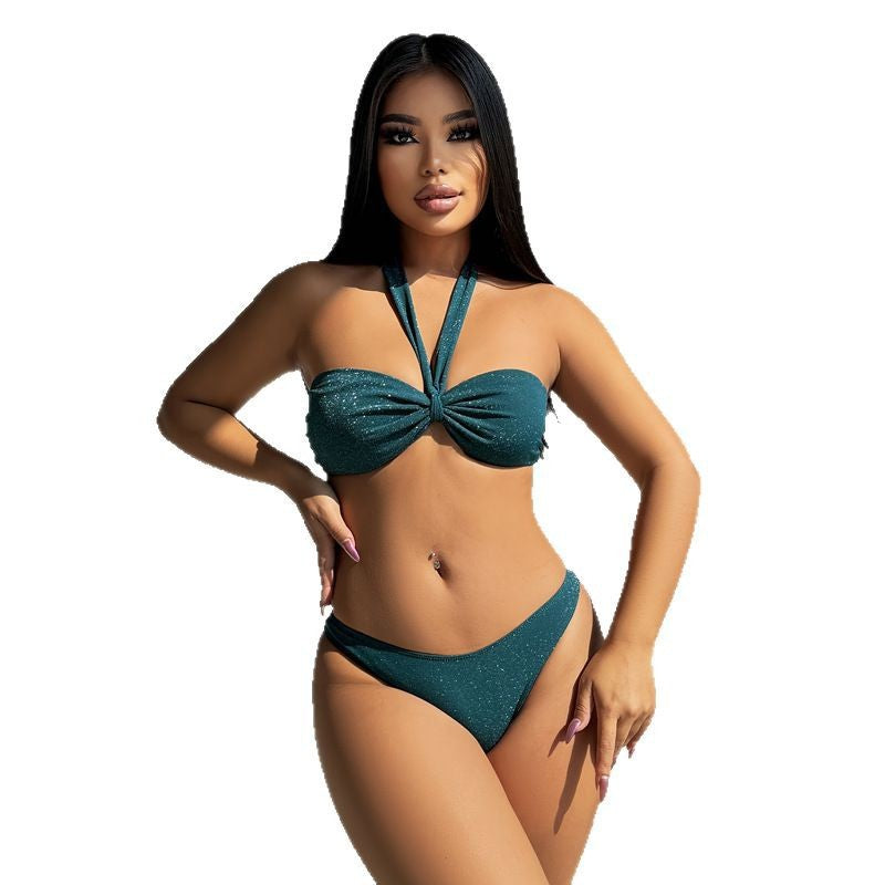 Damen Bandeau Bikini mit glitzerndem Oberteil und figurumspielendem Miniröckchen EB