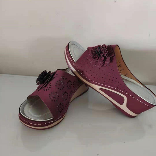 Damen Pantoletten mit floralem Design und komfortabler Fußbettung EB