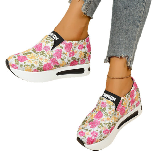 Damen Modische Slip-On Sneakers mit floralem Design EB