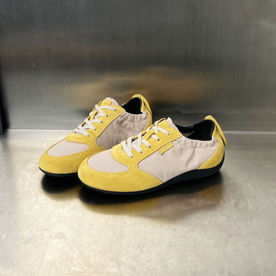 Damen Sportliche Sneakers mit atmungsaktiver Obermaterialkombination und rutschfester Sohle EB