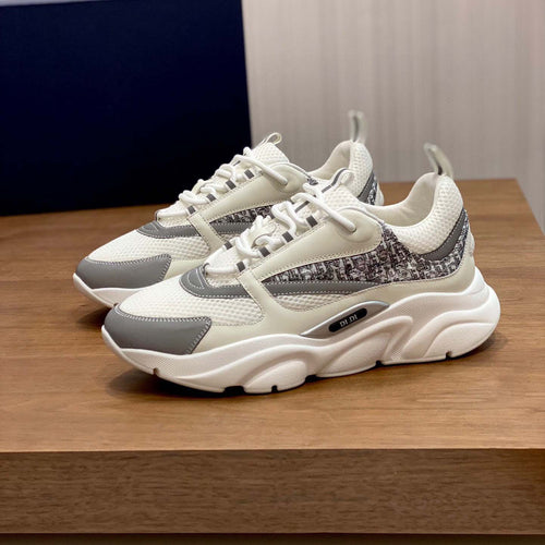 Damen Sportliche Laufschuhe mit atmungsaktiver Netzstruktur und rutschfester Sohle von EB