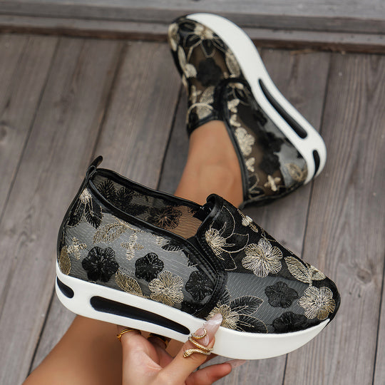 Damen Leichte Slip-On Sneaker mit einzigartigem Blumendesign EB
