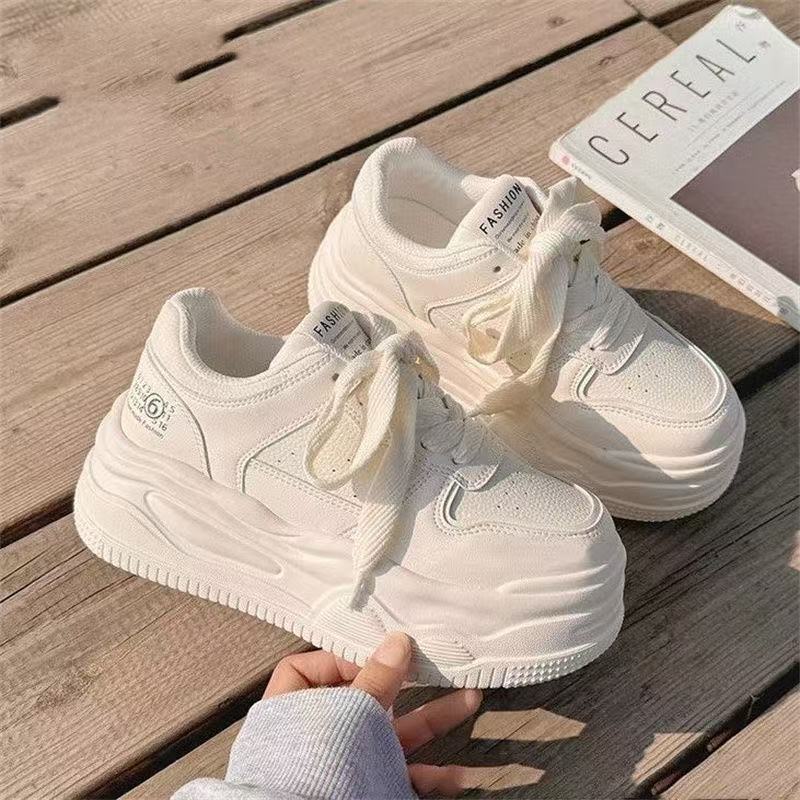 Damen Sportliche Chunky Sneakers mit dämpfender Sohle und atmungsaktivem Obermaterial EB