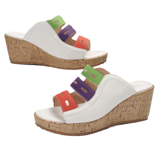 Damen Wedge-Sandaletten mit mehrfarbigen Riemen und komfortablem Korkfußbett EB