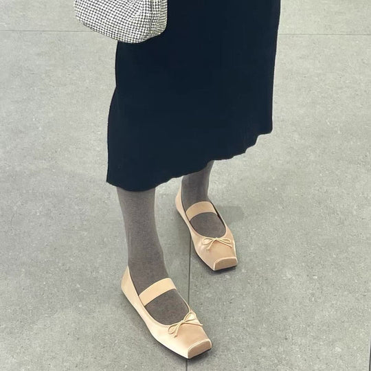 Damen Ballerinas aus hochwertigem Kunstleder mit eleganten Schleifendetails EB