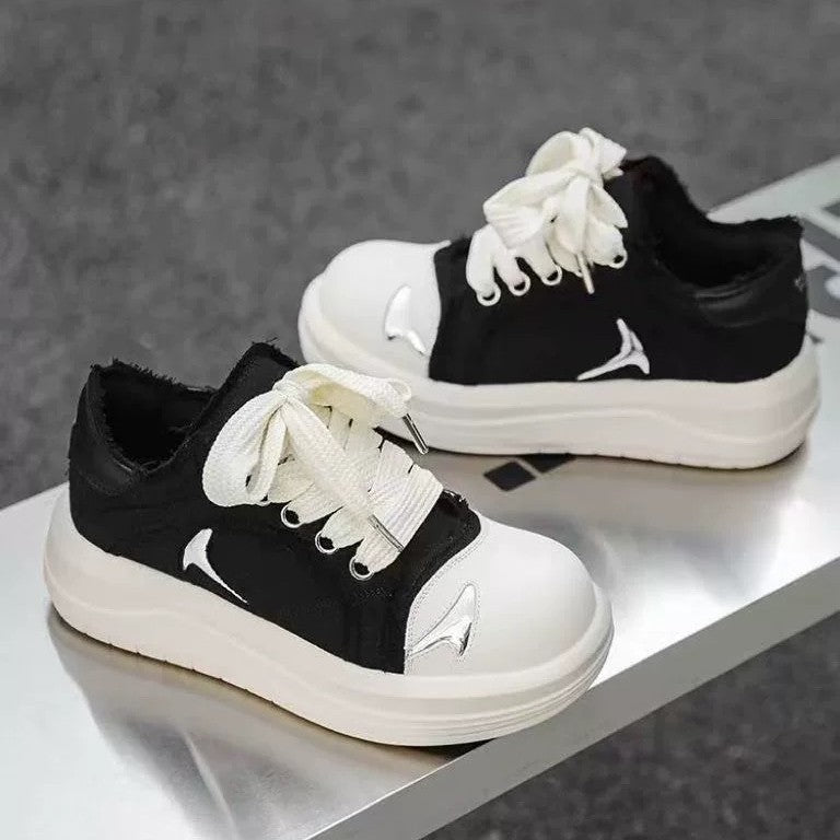 Damen Sneakers mit gepolsterter Laufsohle und modischem Design EB