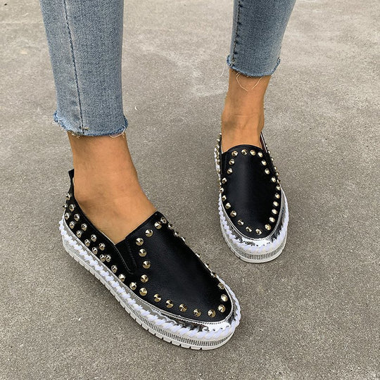 Damen Modische Slipper mit Nieten EB