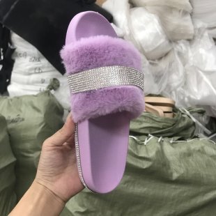 Damen Glamouröse Hausschuhe mit funkelnden Strass-Applikationen EB