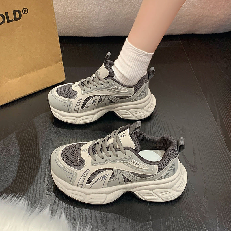 Damen Sportliche Laufsneaker mit dämpfendem Obermaterial und rutschfester Sohle EB