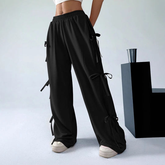 Damen Weit geschnittene Cargohose mit Leopardenmuster und eleganten Schnürdetails EB