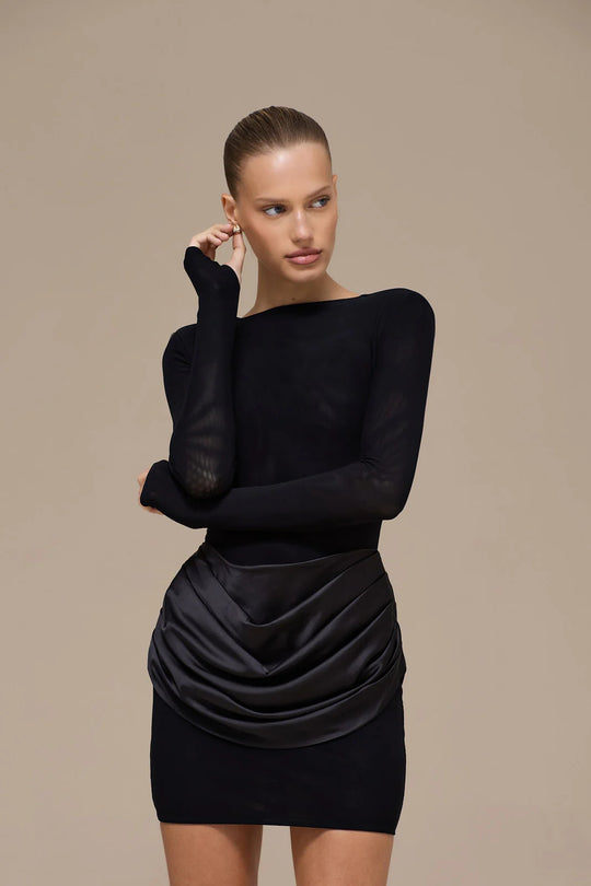 Damen Elegantes Minikleid mit Wickeldetails EB