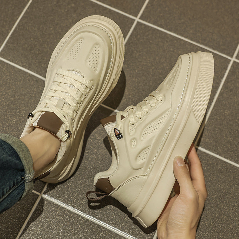 Damen Sportliche Sneakers mit atmungsaktiver Konstruktion und rutschfester Sohle EB