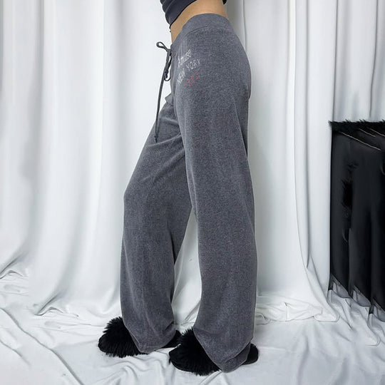 Damen nan weite Velours-Loungehose mit Tunnelzugbund, Kordelzug und dezenter Logo-Stickerei EB
