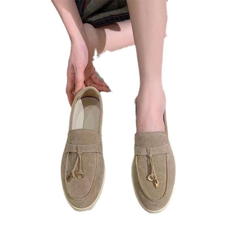 Damen Veloursleder Slipper mit dekorativer Quaste und profilierter Gummisohle EB