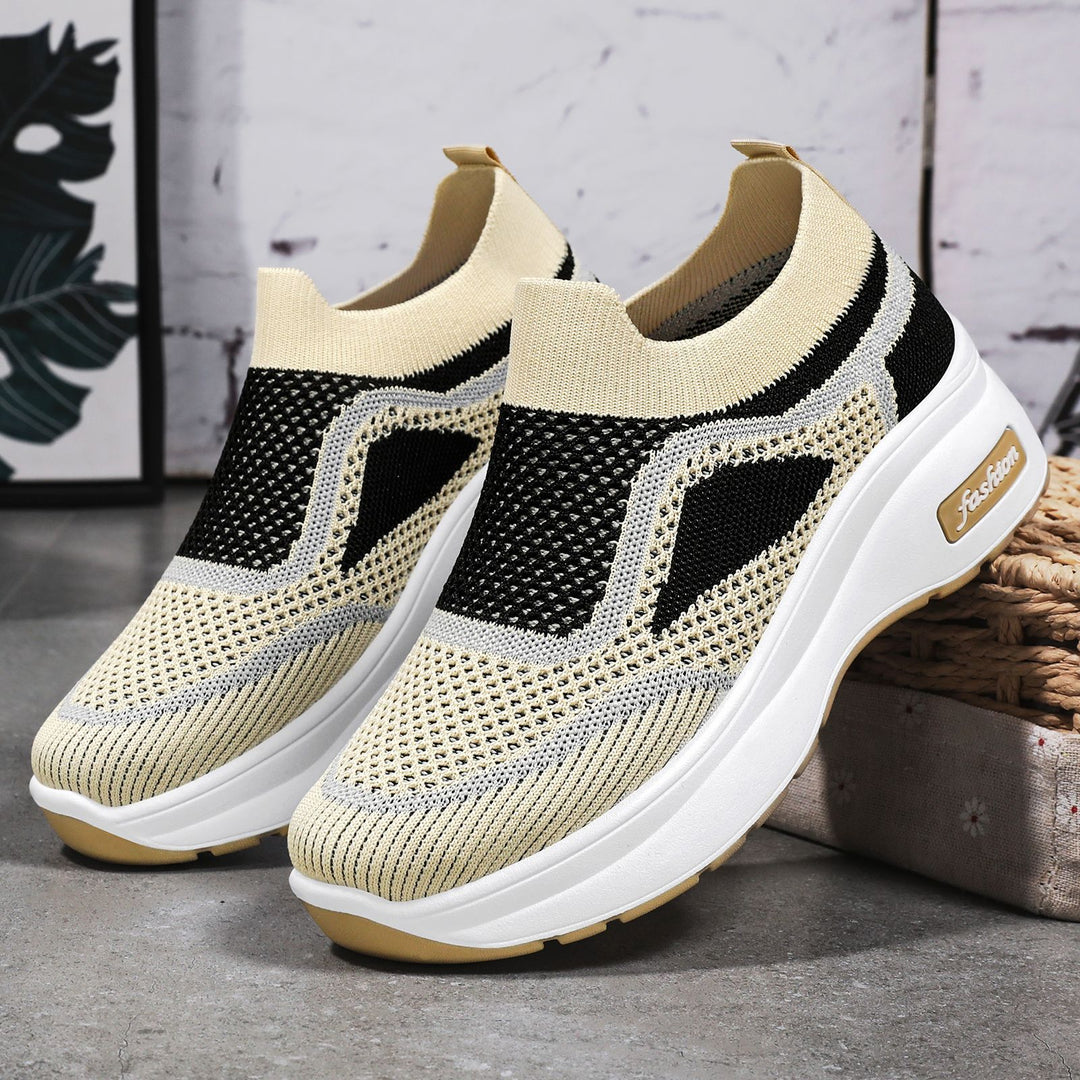 Damen nan ultraleichter Strick-Slip-On mit ergonomischer Keilsohle und herausnehmbarem Komforteinlagenfach EB
