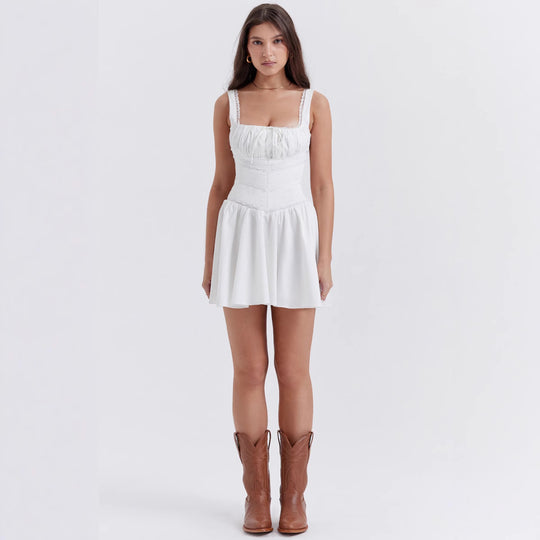 Damen lässiges Minikleid mit Rüschendetails und verstellbaren Trägern EB
