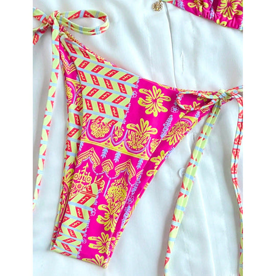 Damen Triangel-Bikini mit verspieltem Blumendesign und unterschiedlichen Bindungsträgern EB