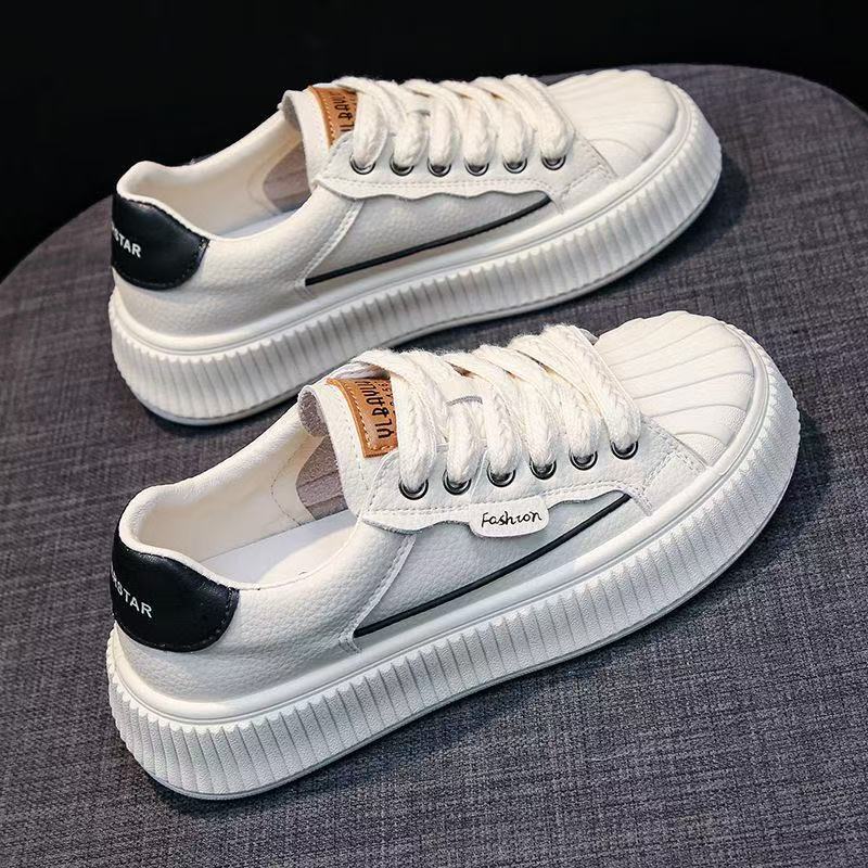 Damen Sneaker mit strukturiertem Obermaterial und moderner Sohle EB