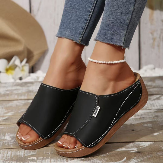 Damen bequeme Clogs mit ergonomischer Fußbett und modischem Riemendesign EB