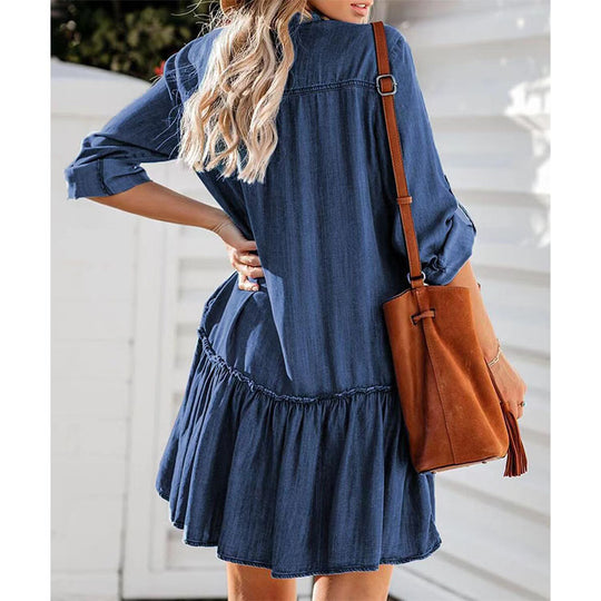 Damen nan locker fallendes Jeans-Hemdkleid mit Volantstufe und aufgesetzten Taschen EB