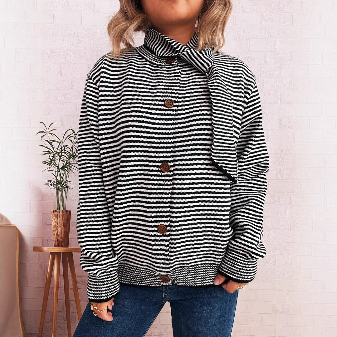 Damen gestreifte Strickjacke mit modernem Kragen und Knopfverschluss EB