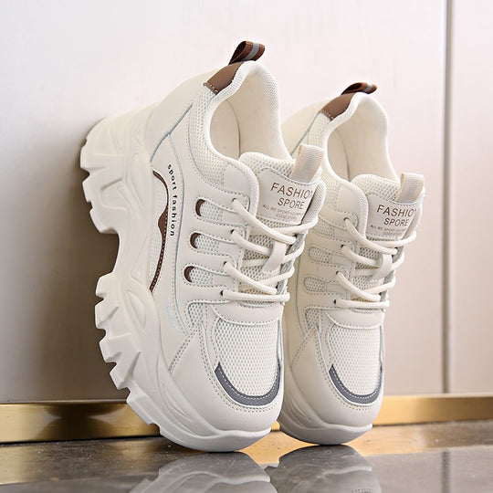 Damen Sportliche Sneakers mit atmungsaktivem Mesh-Obermaterial und dämpfender Sohle EB