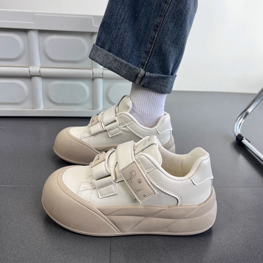 Damen Plateau-Sneaker mit praktischen Klettverschlüssen und komfortabler Dämpfung EB