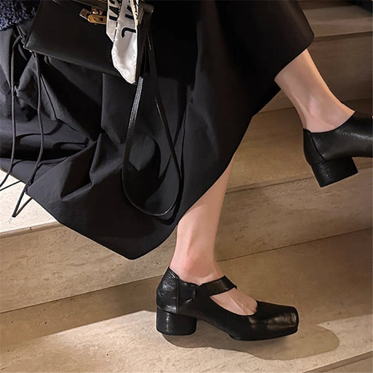Damen elegante Mokassins mit raffiniertem Ausschnitt EB