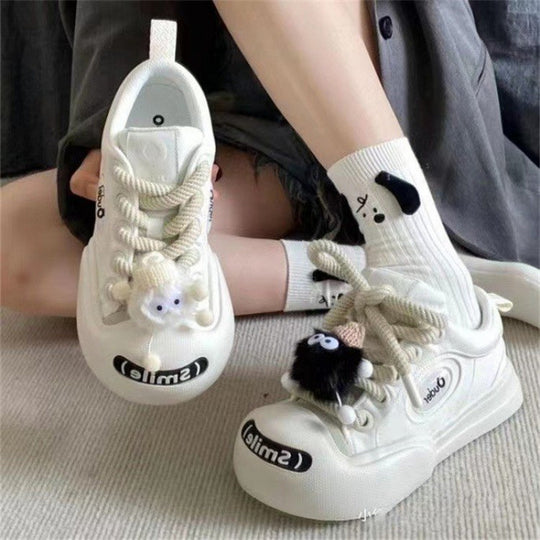 Damen Sportliche Sneaker mit modischem Textilobermaterial und klassischem Schnürsystem EB