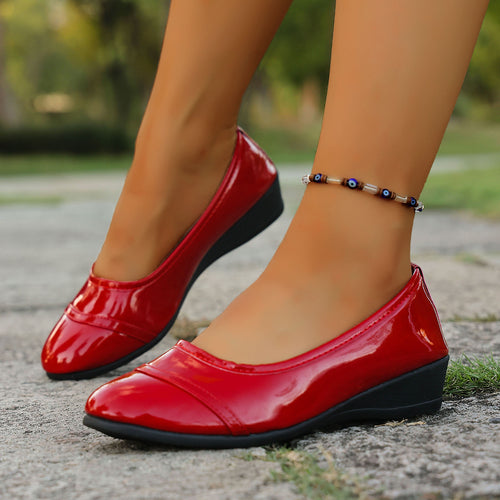 Damen Elegante Ballerinas mit komfortablem Fußbett und glänzender Oberfläche EB
