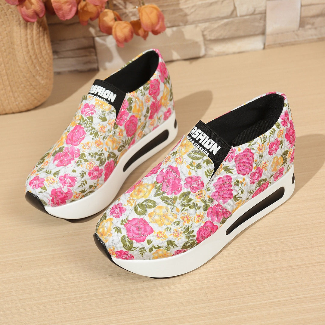 Damen Modische Slip-On Sneakers mit floralem Design EB