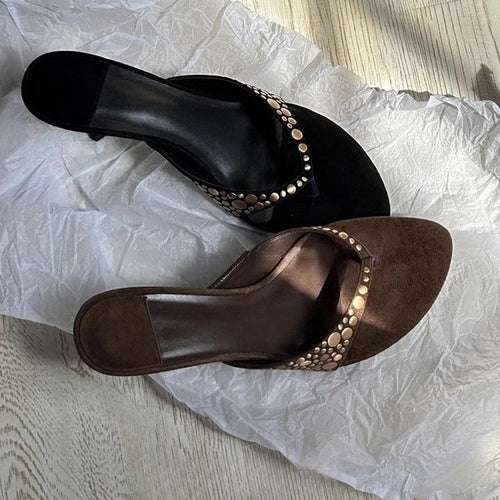 Damen elegante Zehentrenner Sandalen mit modischen Metallic-Details EB