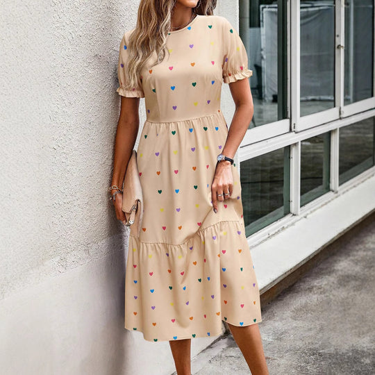 Damen Midi-Kleid mit buntem Herzdesign und verspieltem Volantschnitt EB