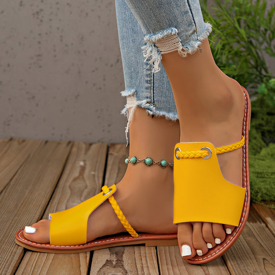 Damen Flache Sandalen mit geflochtenem Riemen und glänzender Oberfläche EB