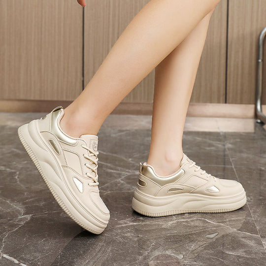 Damen Sportliche Sneakers mit ergonomisch dämpfender Sohle und modischen Elementen EB