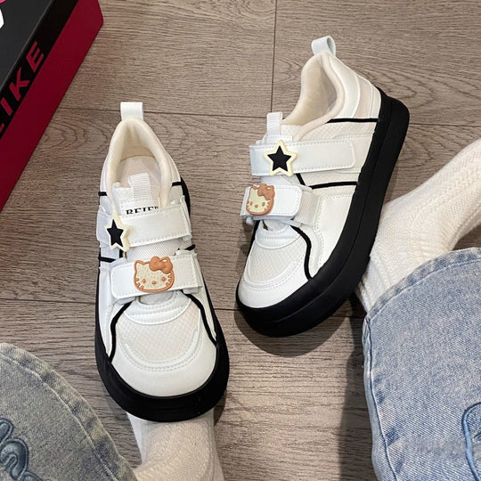 Damen Verspielte Sneaker mit dekorativen Details und Klettverschluss EB